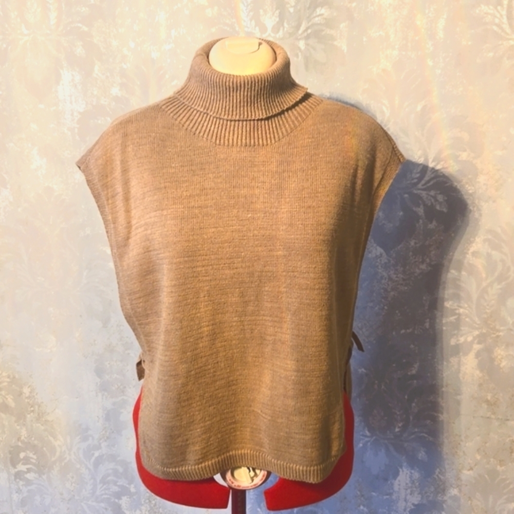 MAYORAL sleeveless turtleneck knit top